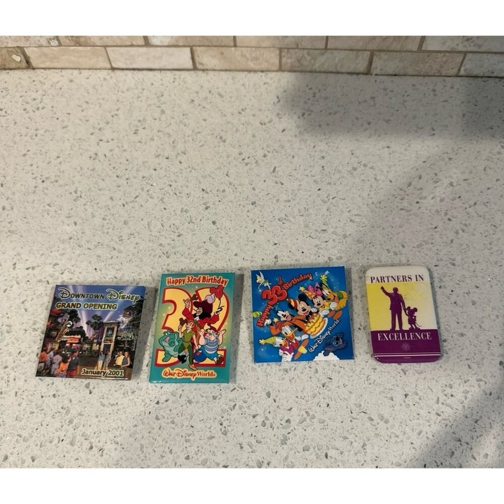 Disney button pin bundle - Picture 2 of 5